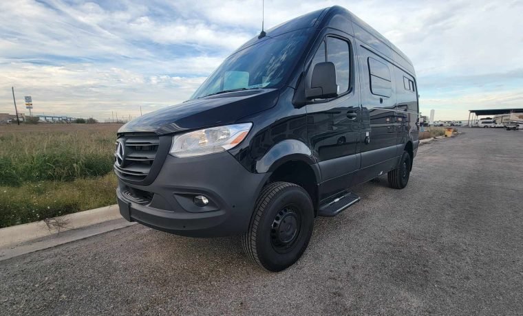 Class B – Non Slideout Vanworks Switchback Sprinter