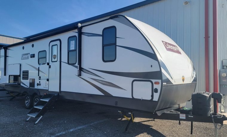 Travel Trailer – 2 Slide Out Coleman 3055BS